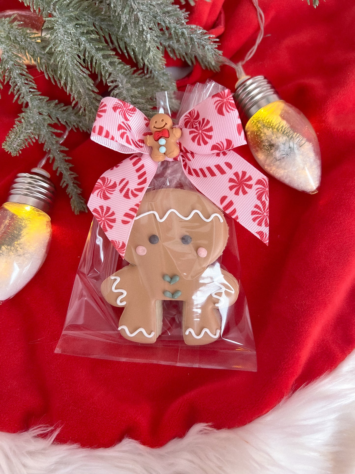 Gingerbread mug hugger cookie